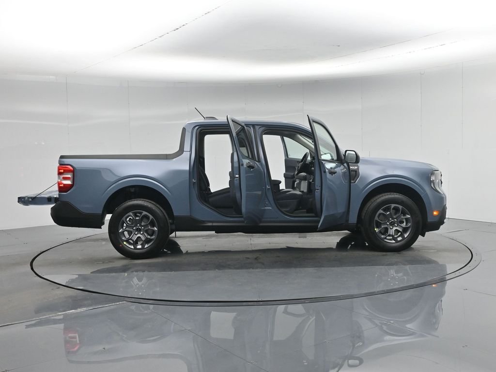 New 2026 Azure Gray Metallic Tri-Coat Ford XLT image 4