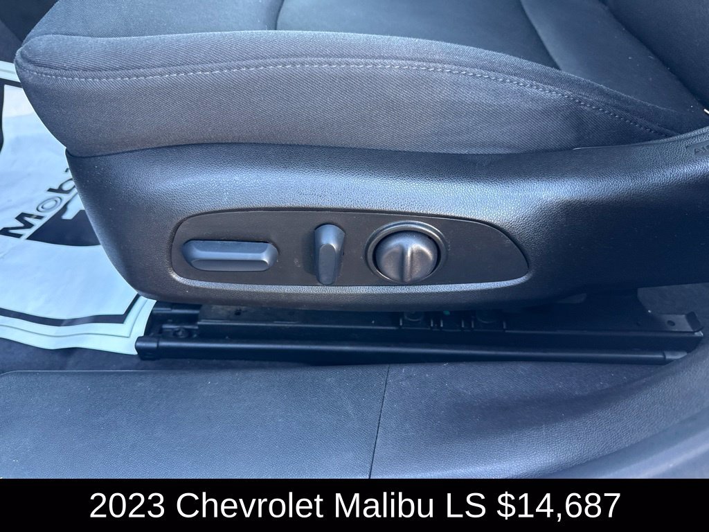 Used 2023 Summit White Chevrolet LS image 12