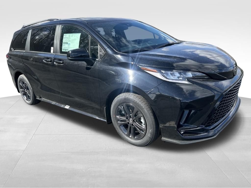 2026 Toyota Sienna XSE - Photo 7