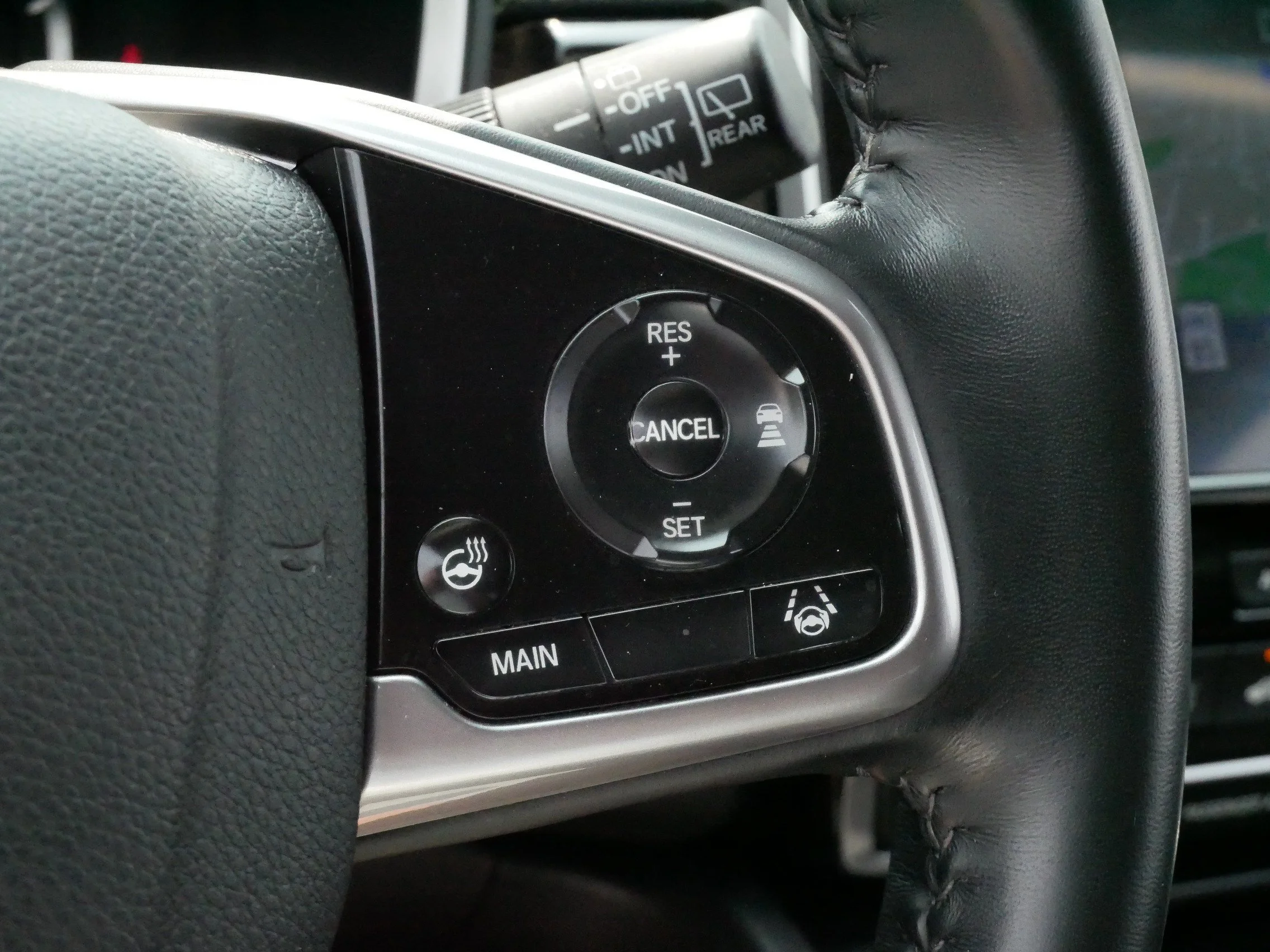 Used 2022 Sonic Gray Pearl Honda Touring image 23
