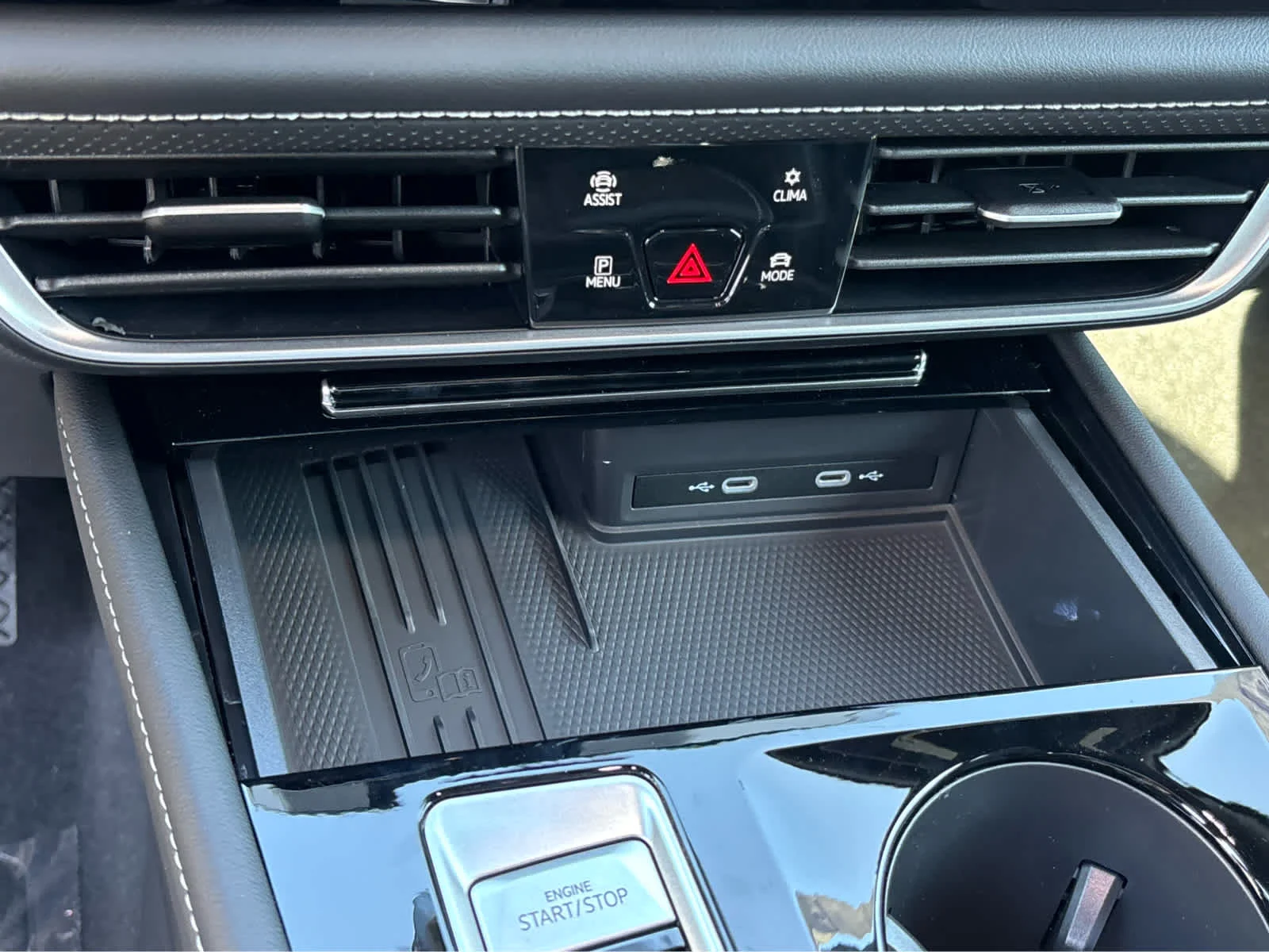 New 2026 DEEP BLACK Volkswagen 2.0T SE w/Technology image 19
