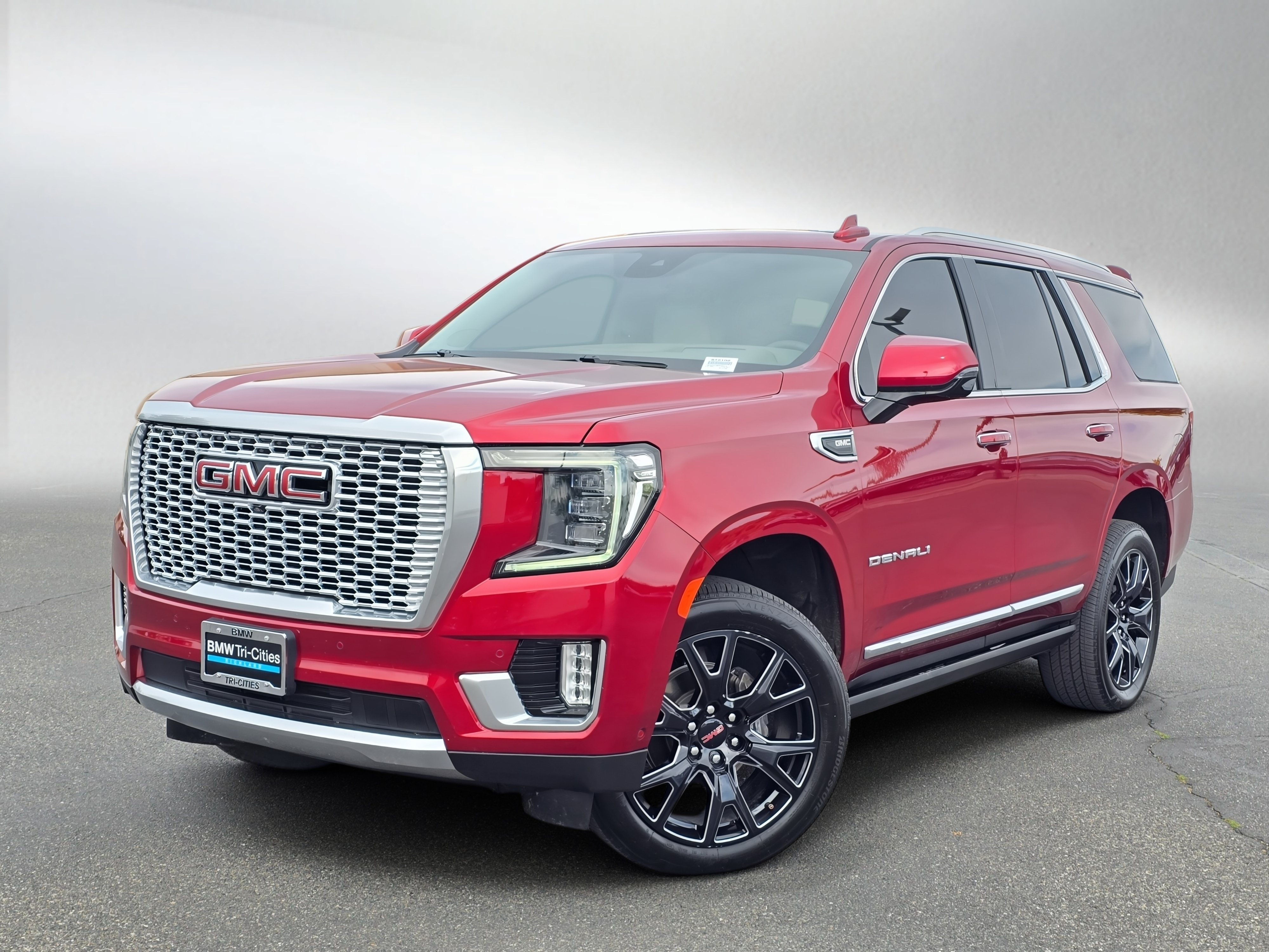 2024 GMC Yukon 4WD Denali's photo