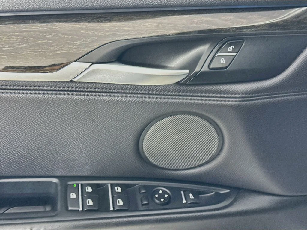 Used 2014 Mineral Silver Metallic BMW xDrive35i image 21