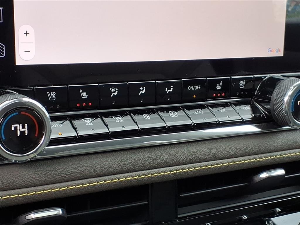 Used 2025 Black Chevrolet ZR2 image 18