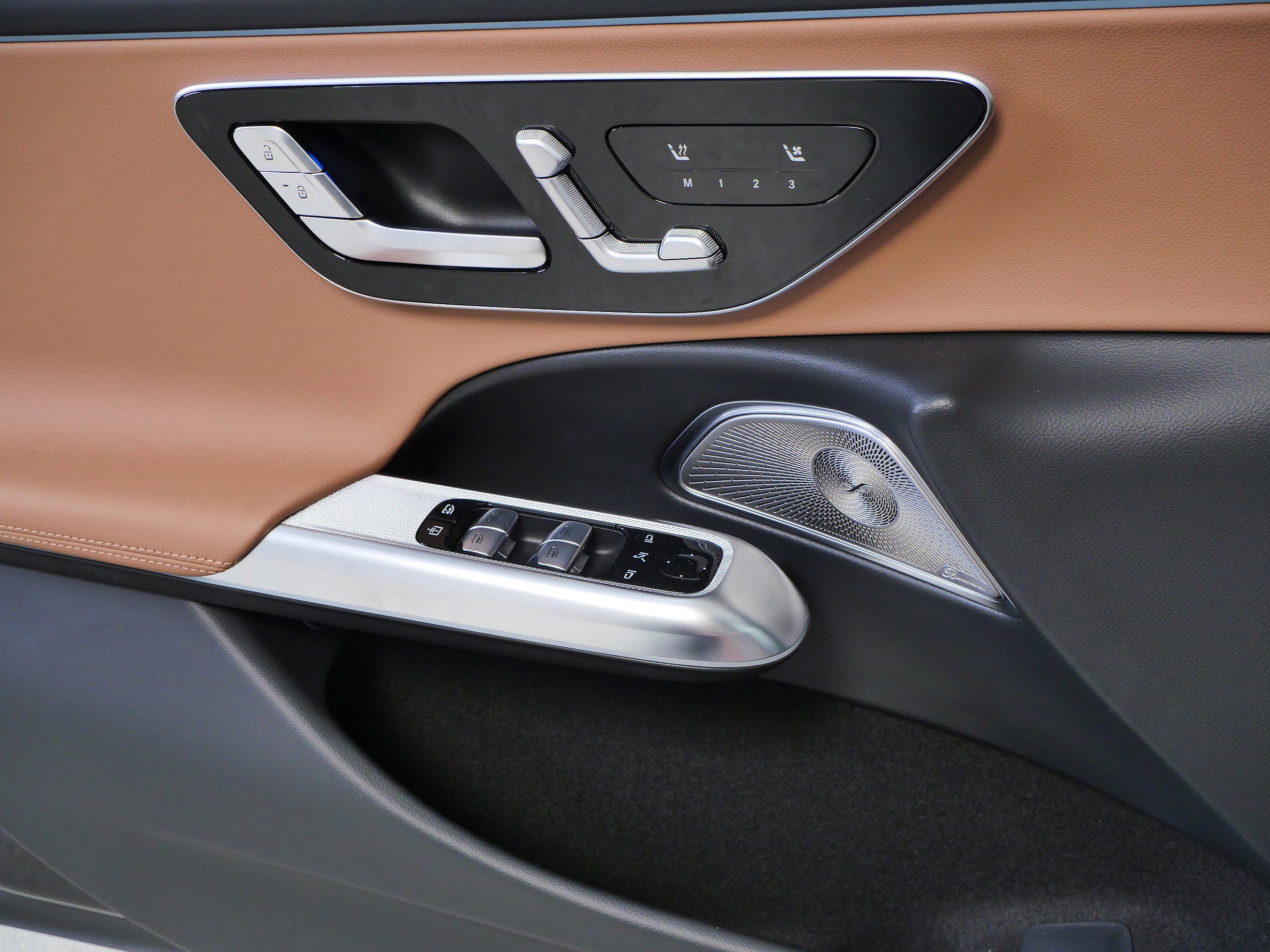 New 2026 Graphite Grey Metallic Mercedes-Benz E 450 image 12