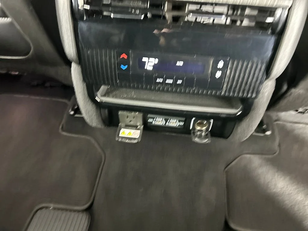 Used 2024 White Jeep Series II image 19