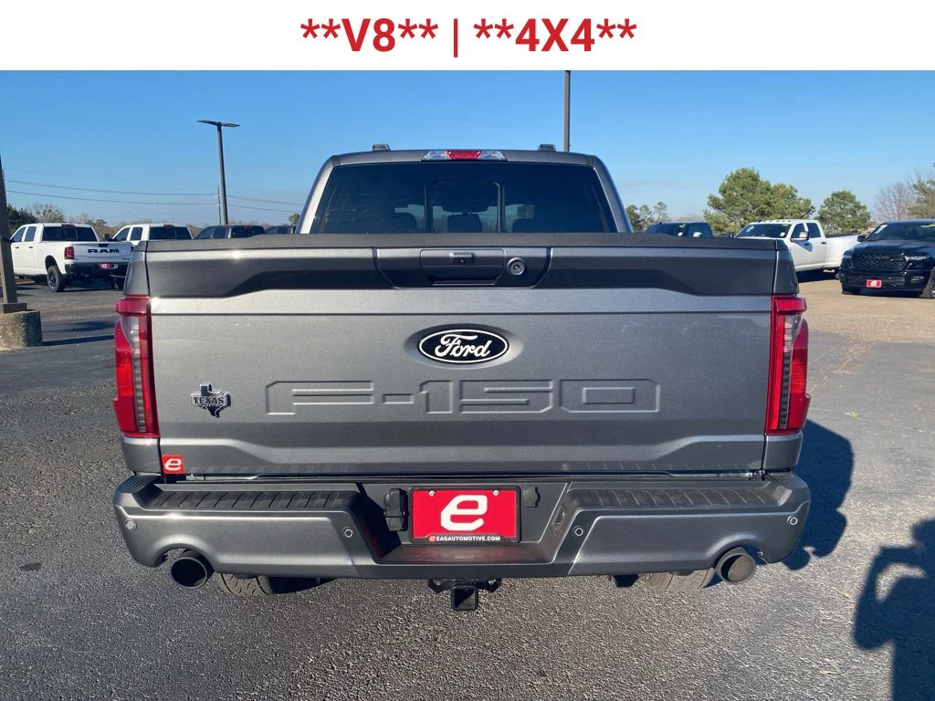 New 2026 Carbonized Gray Metallic Ford XLT image 7