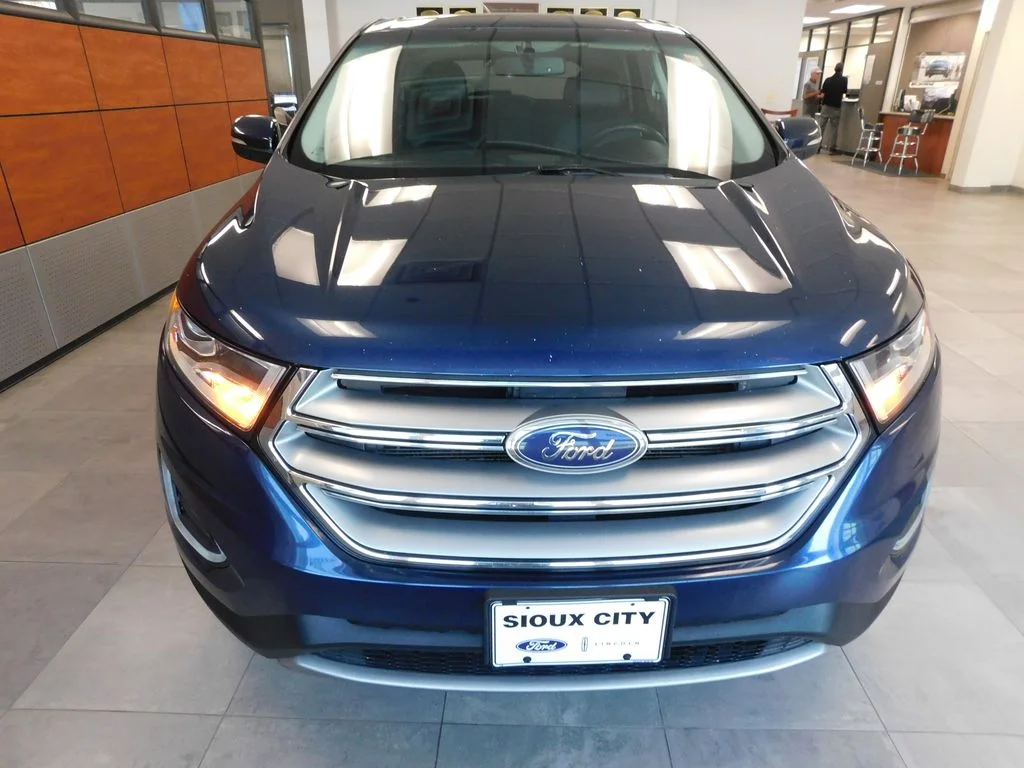 Used 2017 Ford Edge SEL with VIN 2FMPK4J82HBB11062 for sale in Sioux City, IA