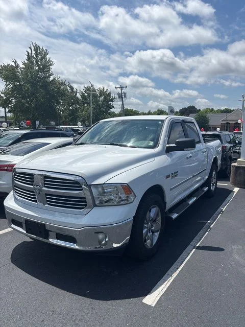 2017 RAM 1500 Big Horn 4x4 Crew Cab 5'7's photo