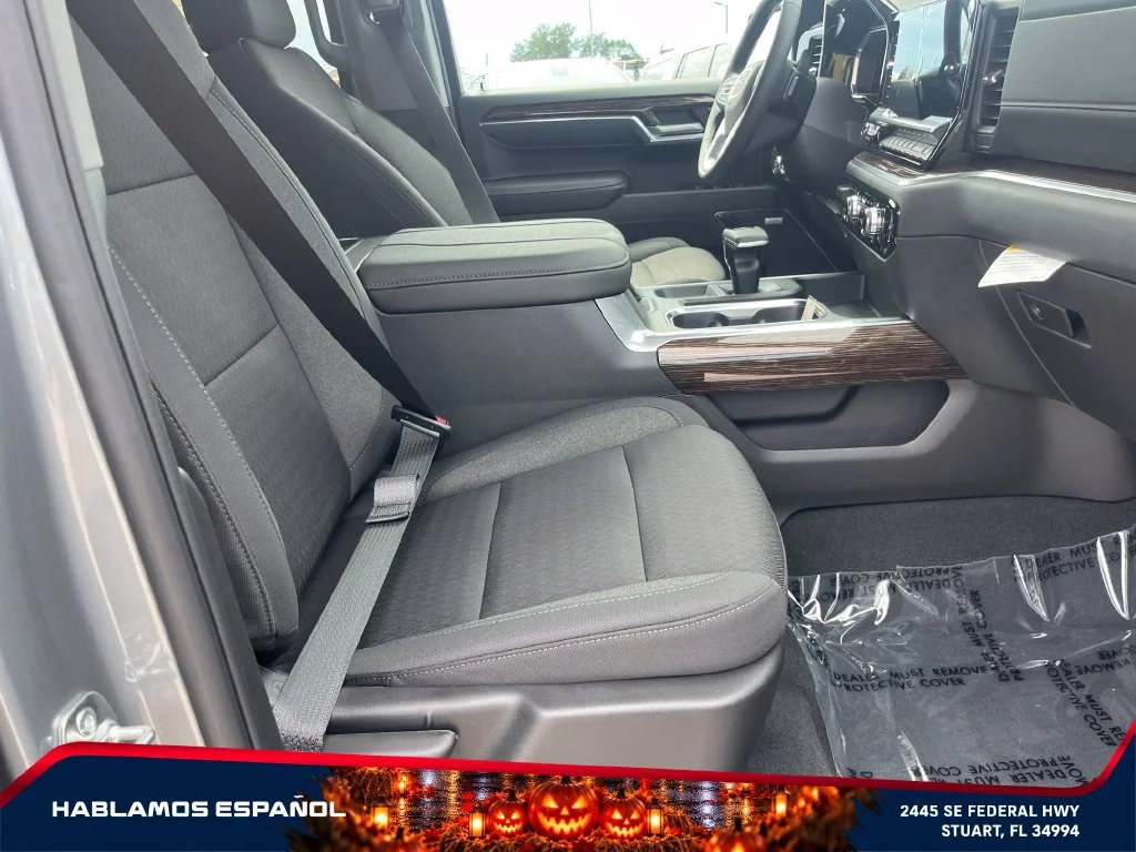 New 2026 Sterling Metallic GMC Elevation image 19