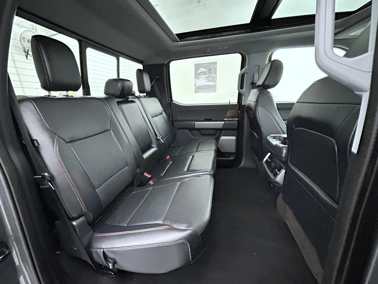 Used 2023 Gray Ford Lariat image 18
