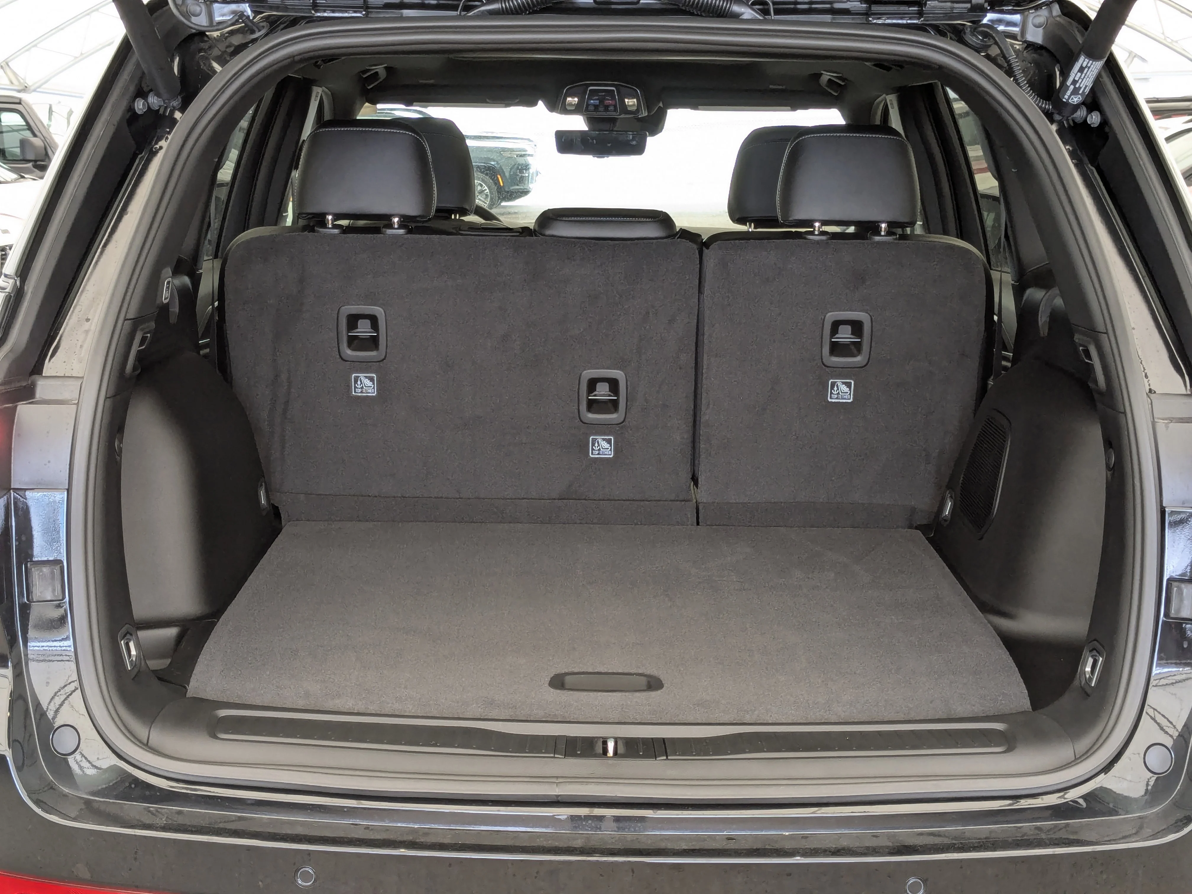 New 2026 Black Jeep Limited Reserve - - Pano Sunroof - Nappa Lthr - Vent Seats - Tow Pkg - Remote Start & More! image 29