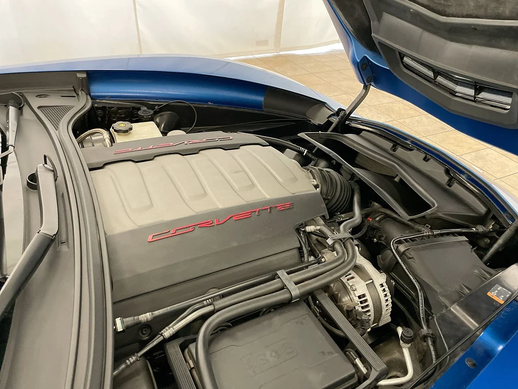 Used 2015 BLUE Chevrolet Stingray Z51 image 30