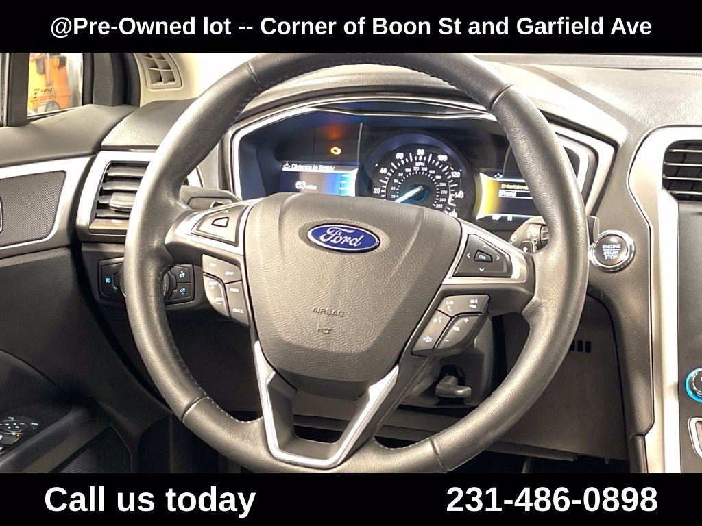 Used 2017 Black Ford SE image 20