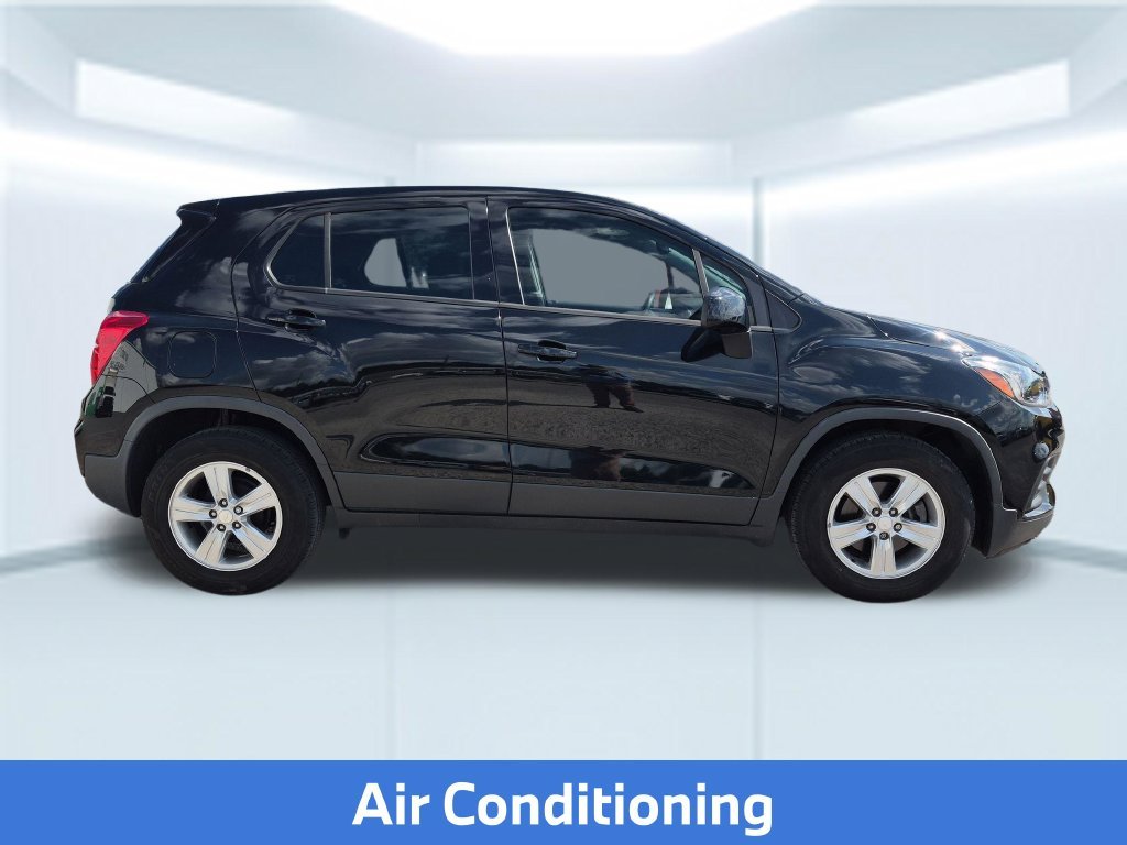 Used 2020 Black Chevrolet LS image 8