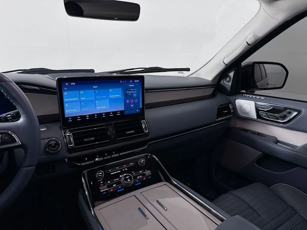 Used 2023 Blue Lincoln Black Label image 26