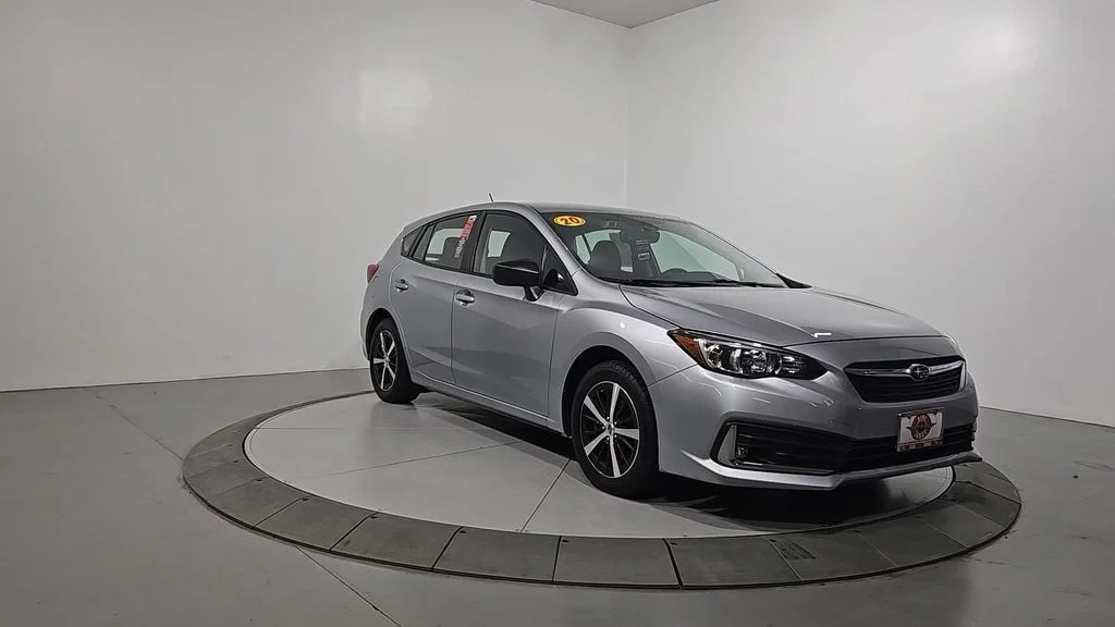 Used 2020 Silver Subaru Base image 8