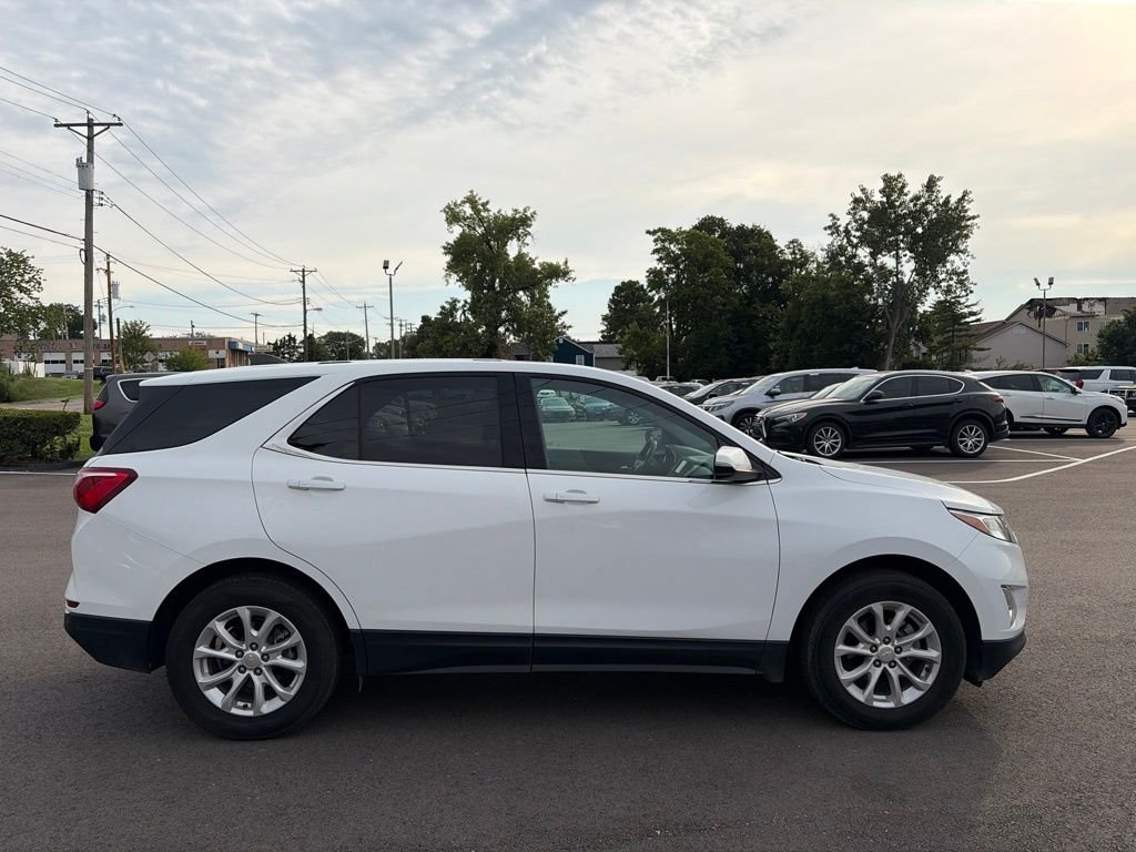 Used 2019 Summit White Chevrolet  image 5