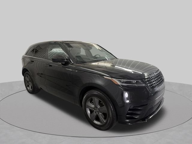 Certified Used 2025 Black Land Rover Dynamic SE image 3