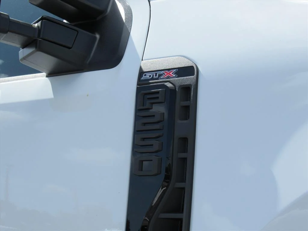 2026 Ford F-250 Super Duty XL - Photo 8