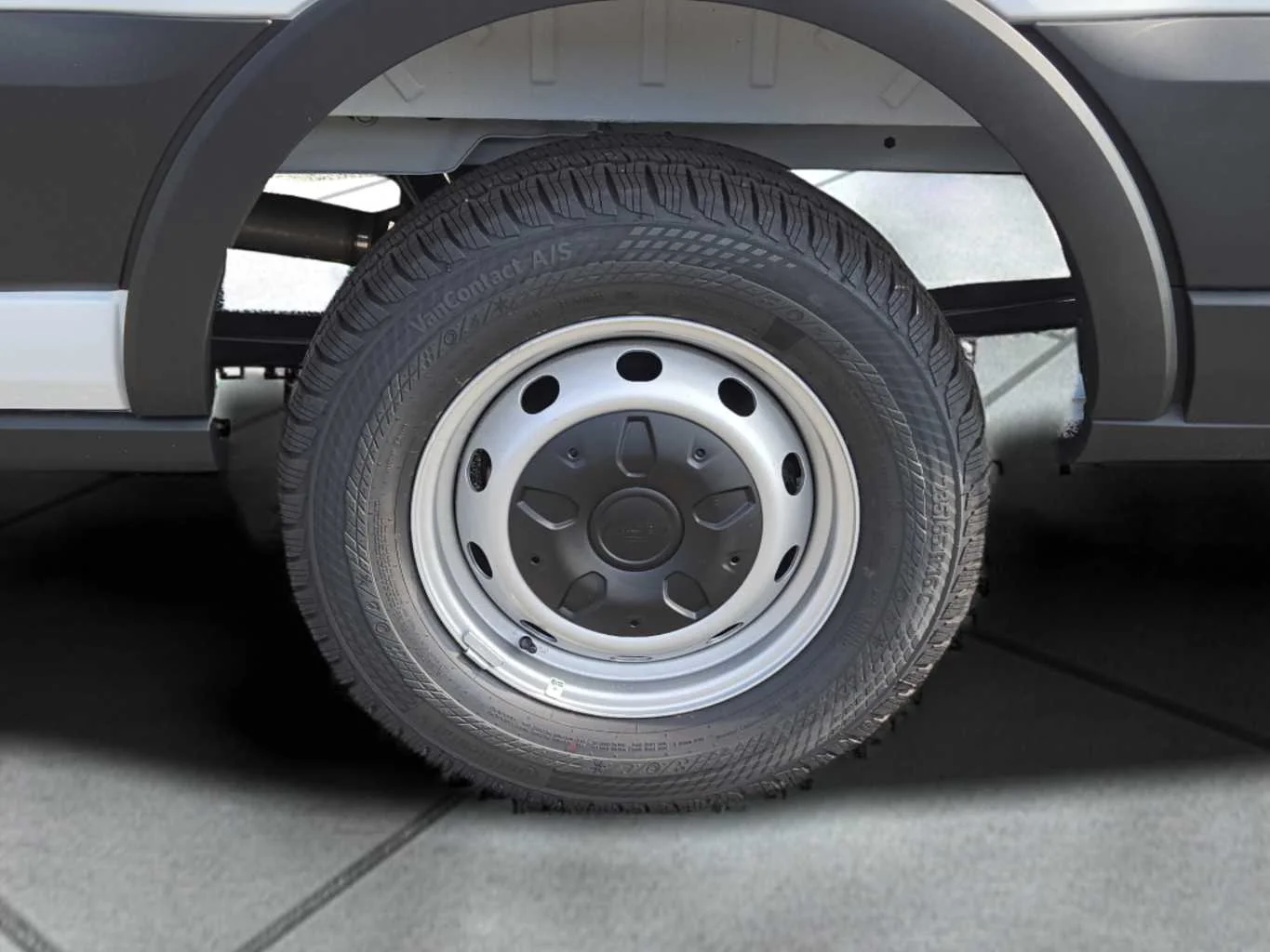 New 2026 Oxford White Ford Cargo Van image 12