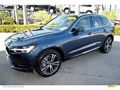 2021 Volvo XC60 T5 Momentum AWD's photo