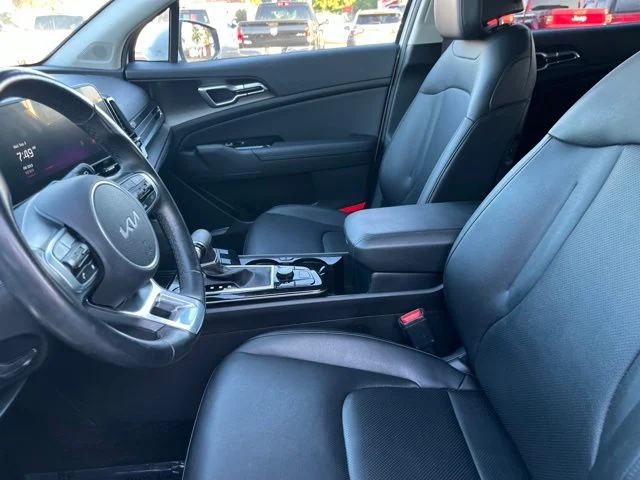 Used 2025 White Kia EX image 9