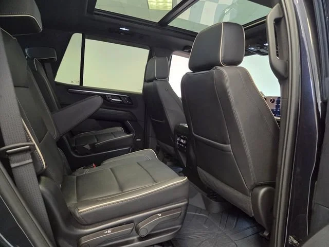 Used 2025 Dark Ash Metallic Chevrolet Premier image 18