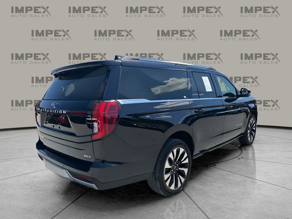 Used 2025 Black Ford Platinum image 5