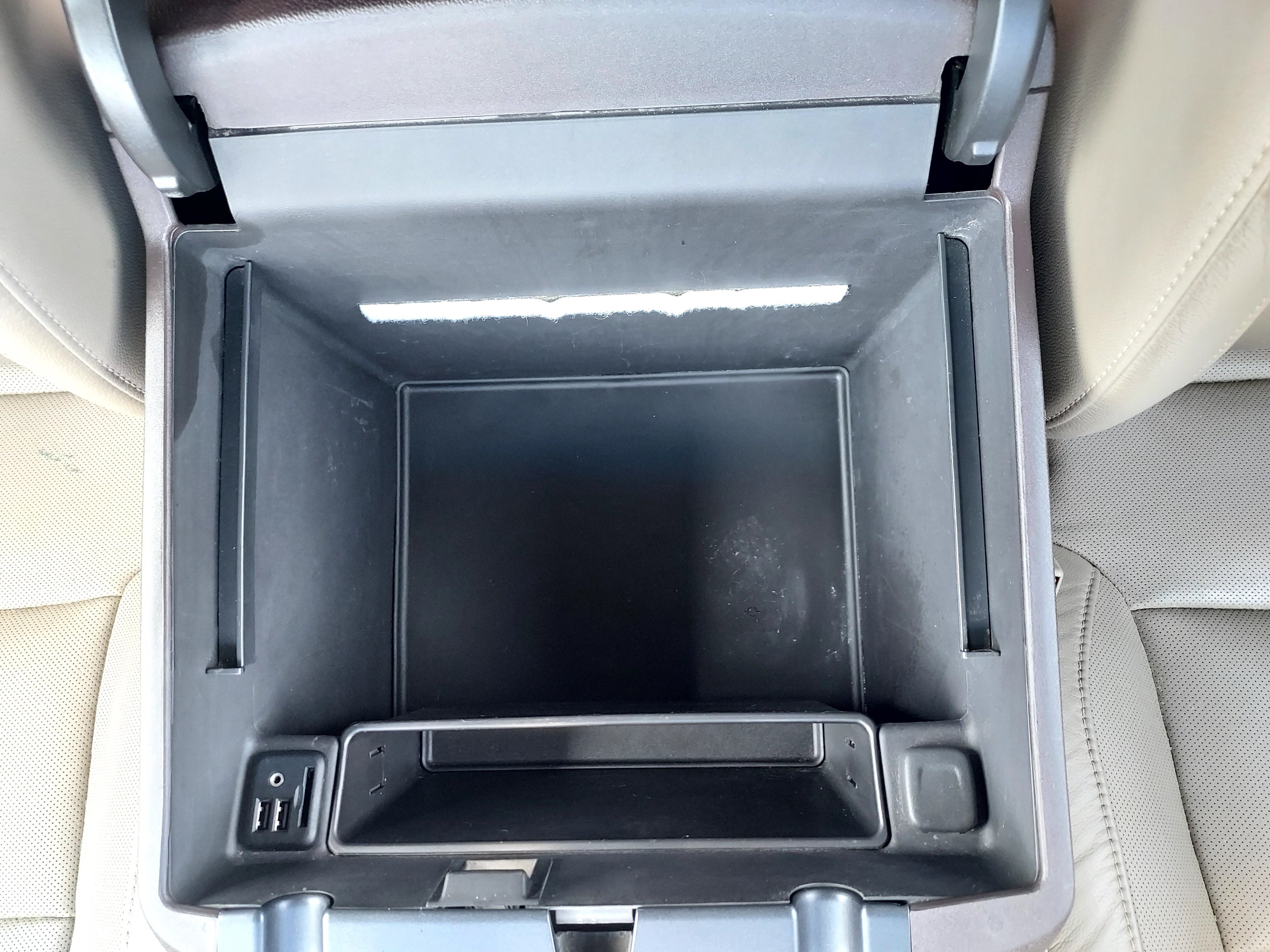 Used 2014 Black Chevrolet LTZ image 18