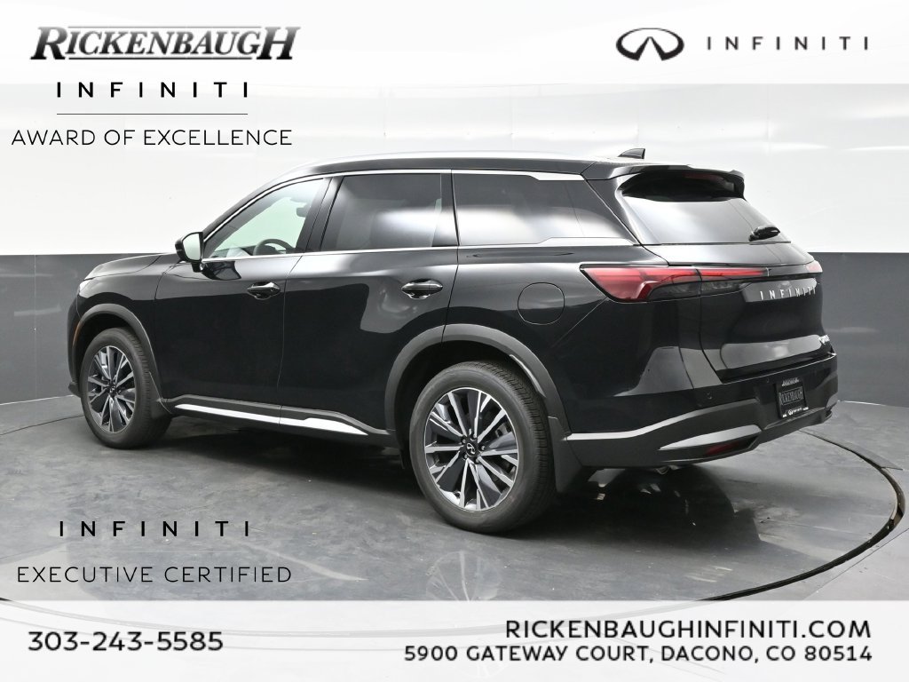 Certified Used 2026 Black INFINITI LUXE image 4
