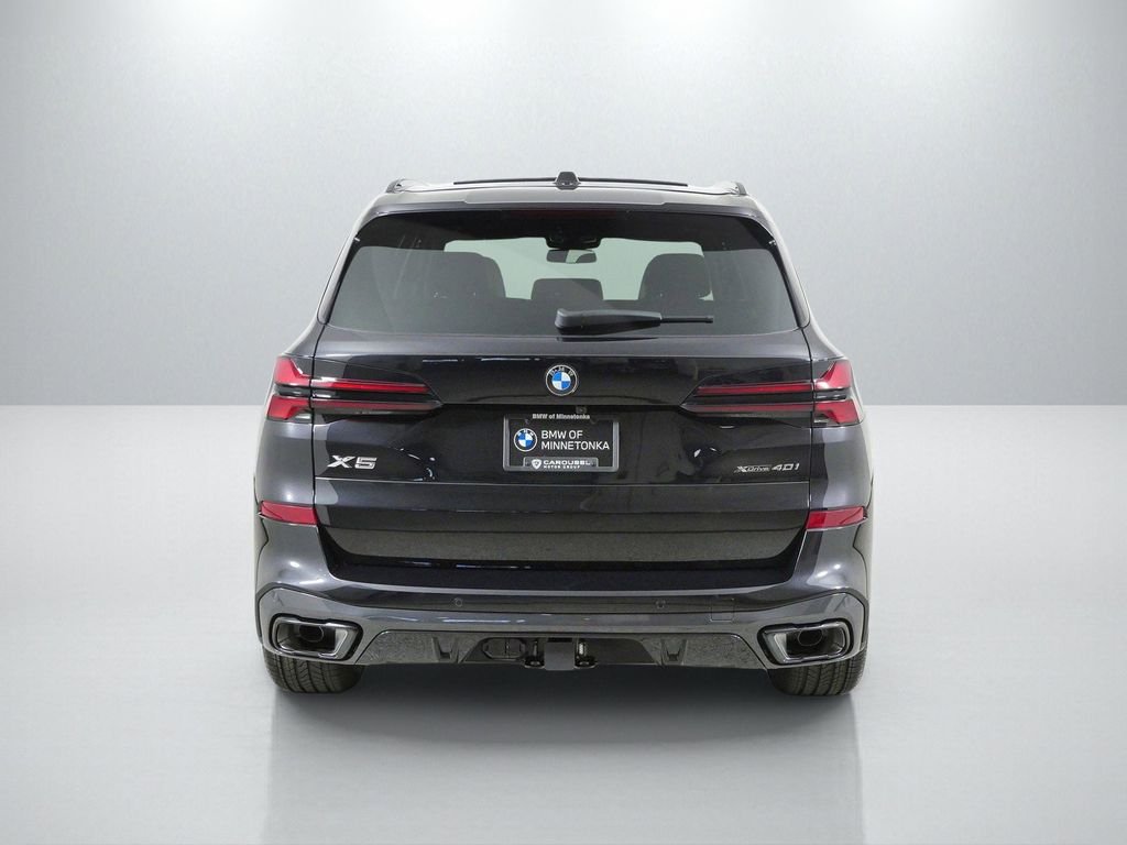 New 2026 Black Sapphire Metallic BMW xDrive40i image 10