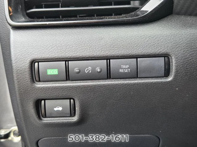 Used 2025 Gray Nissan SV image 29
