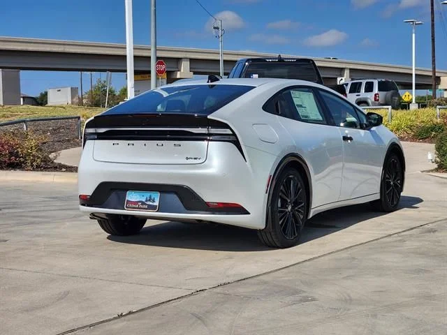 New 2026 Wind Chill Pearl Toyota Nightshade Edition image 4
