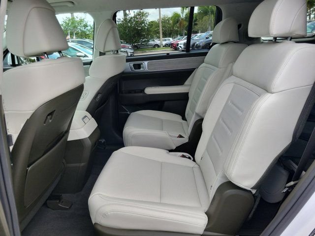 Certified Used 2025 White Hyundai Calligraphy image 8