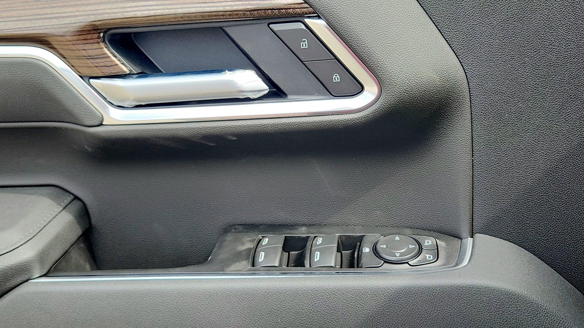 2026 Chevrolet Silverado 1500 LT Trail Boss - Photo 21