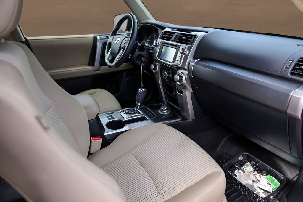 Used 2019 Black Toyota SR5 image 28