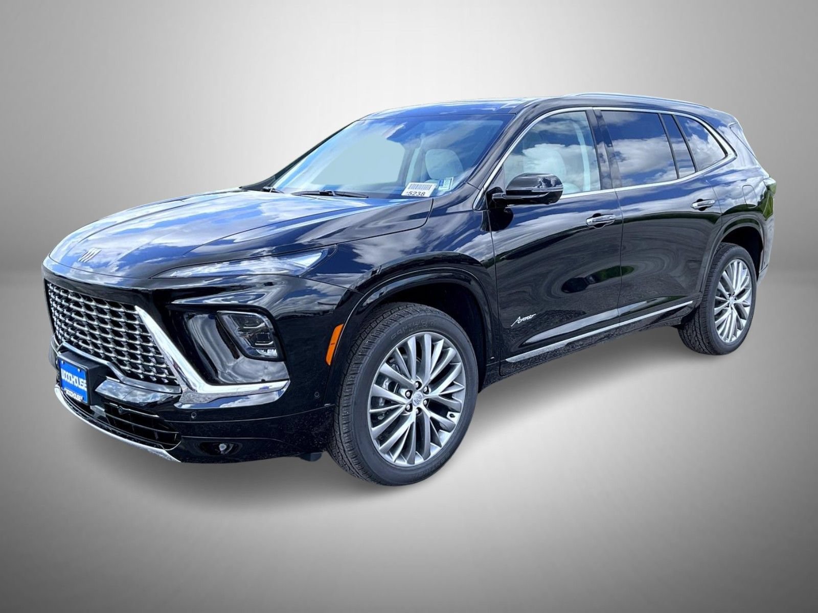 2026 Buick Enclave Avenir AWD's photo