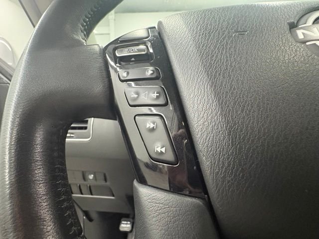Used 2023 Gray Nissan SV image 17