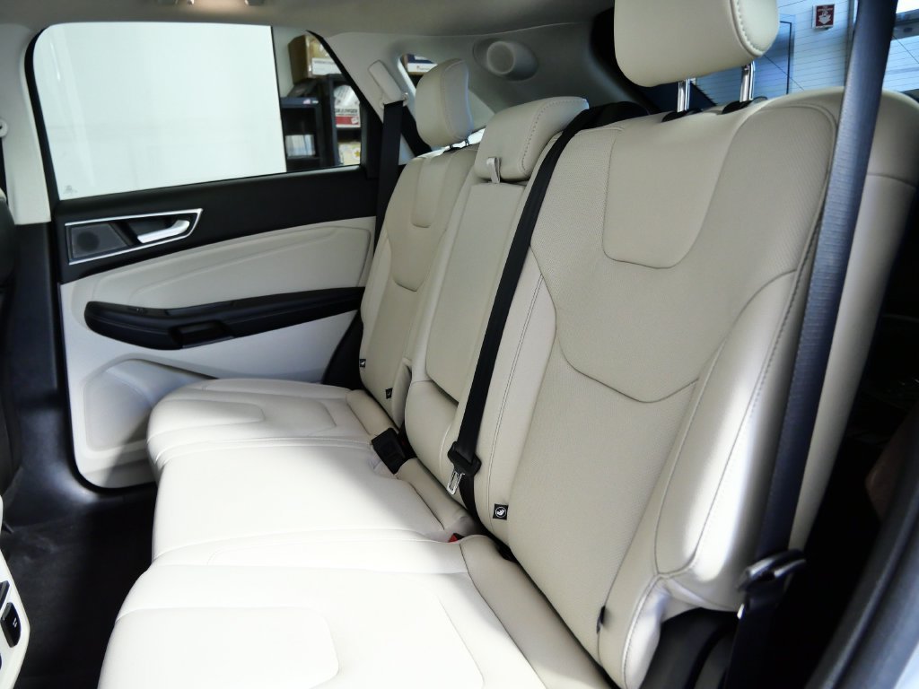 Used 2021 Silver Ford Titanium image 13
