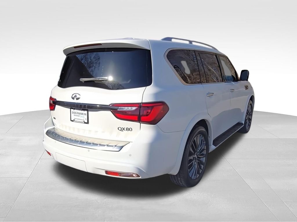 Used 2022 White INFINITI Premium Select image 8