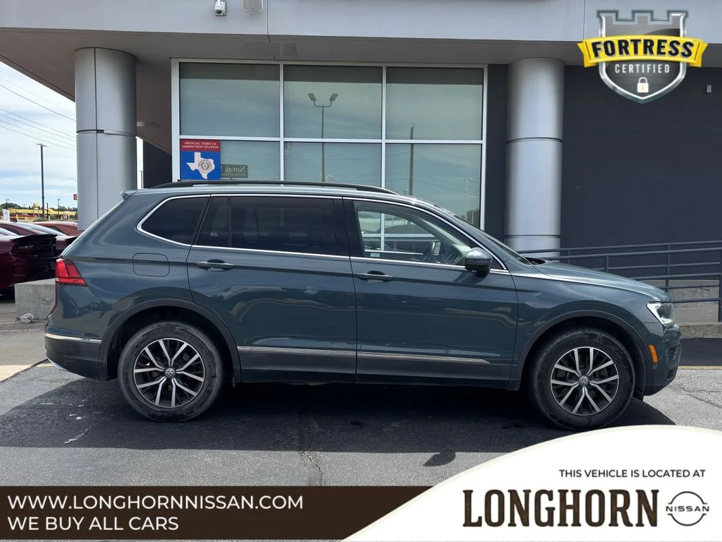 Used 2020 Volkswagen Tiguan SE with VIN 3VV3B7AX0LM052842 for sale in Bedford, TX
