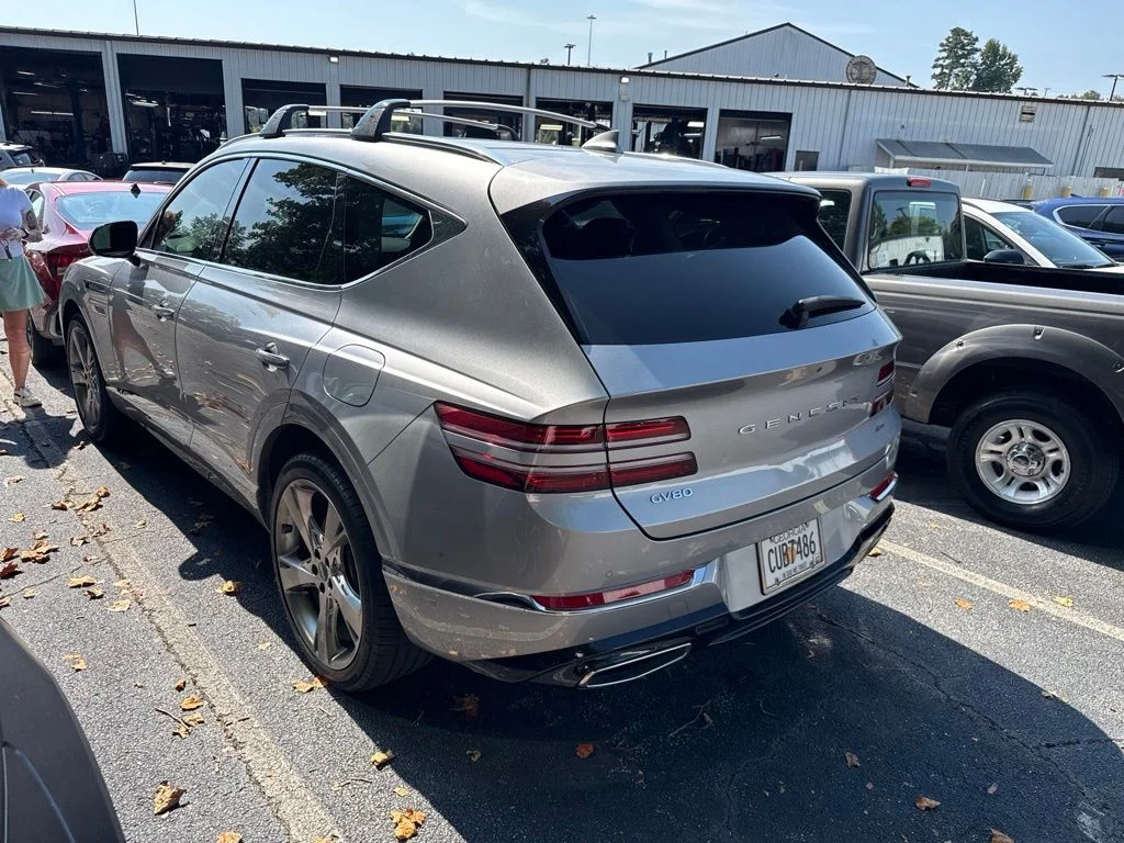 Used 2022 Silver Genesis 2.5T image 2