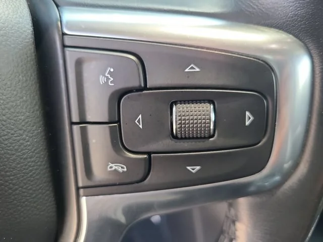 Used 2021 IRON GRAY METALLIC Chevrolet LT image 29