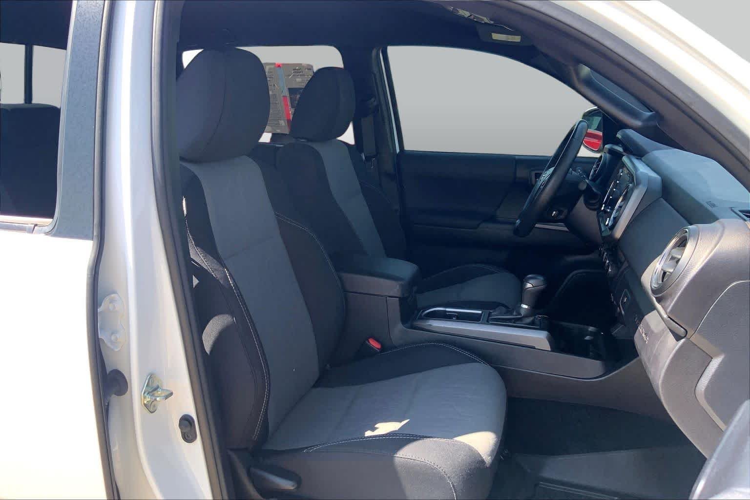 Certified Used 2021 Super White Toyota TRD Off Road image 9