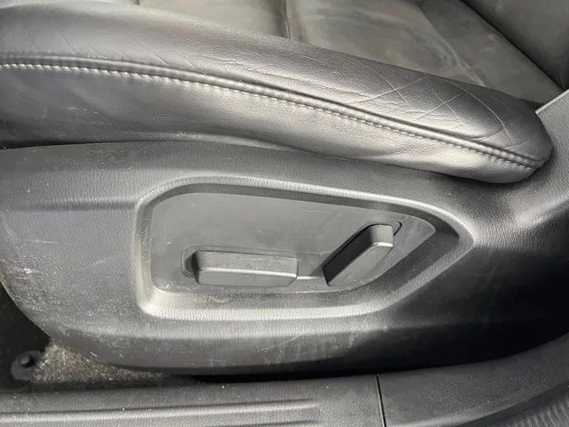 Used 2018 White Mazda Touring image 20