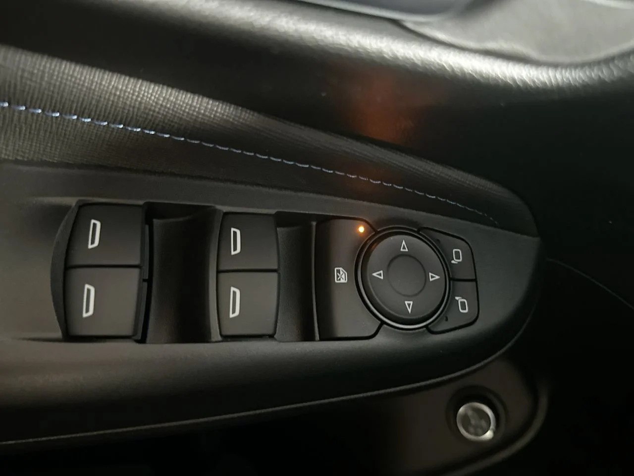 2026 Buick Envista Sport Touring - Photo 17