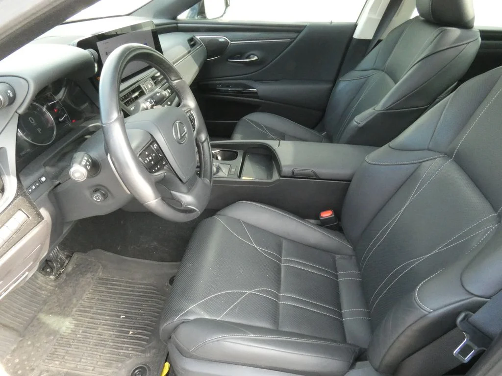 Used 2025 Beige Lexus 350 Luxury image 7