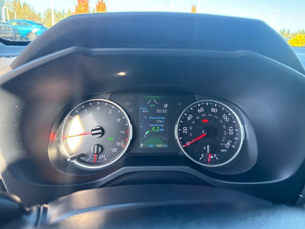 Certified Used 2019 Silver Toyota LE image 21