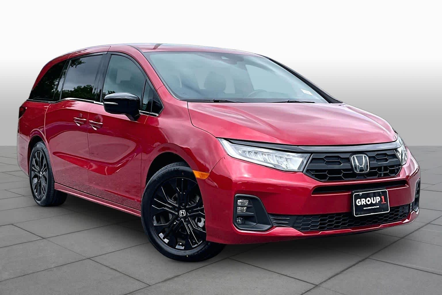 Used 2025 ruby Honda Sport-L image 3